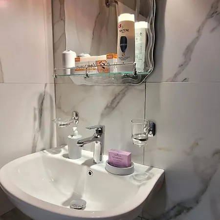 Saraçi Room's Appartement Gjirokastër
