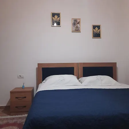 Saraci Room's Apartment Gjirokaster