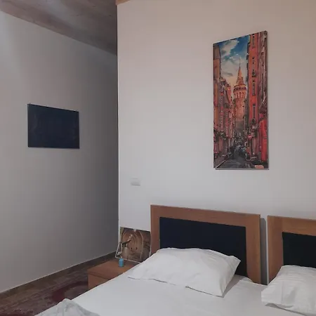 Апартаменты Saraci Room's